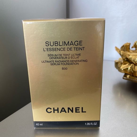 CHANEL SUBLIMAGE L’ESSENCE DE TEINT B30 40 ml - Picture 2 of 3